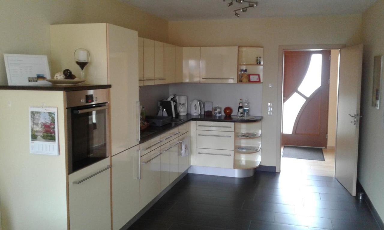 Ferienwohnung Mit Bauernhofflair 로바우 외부 사진